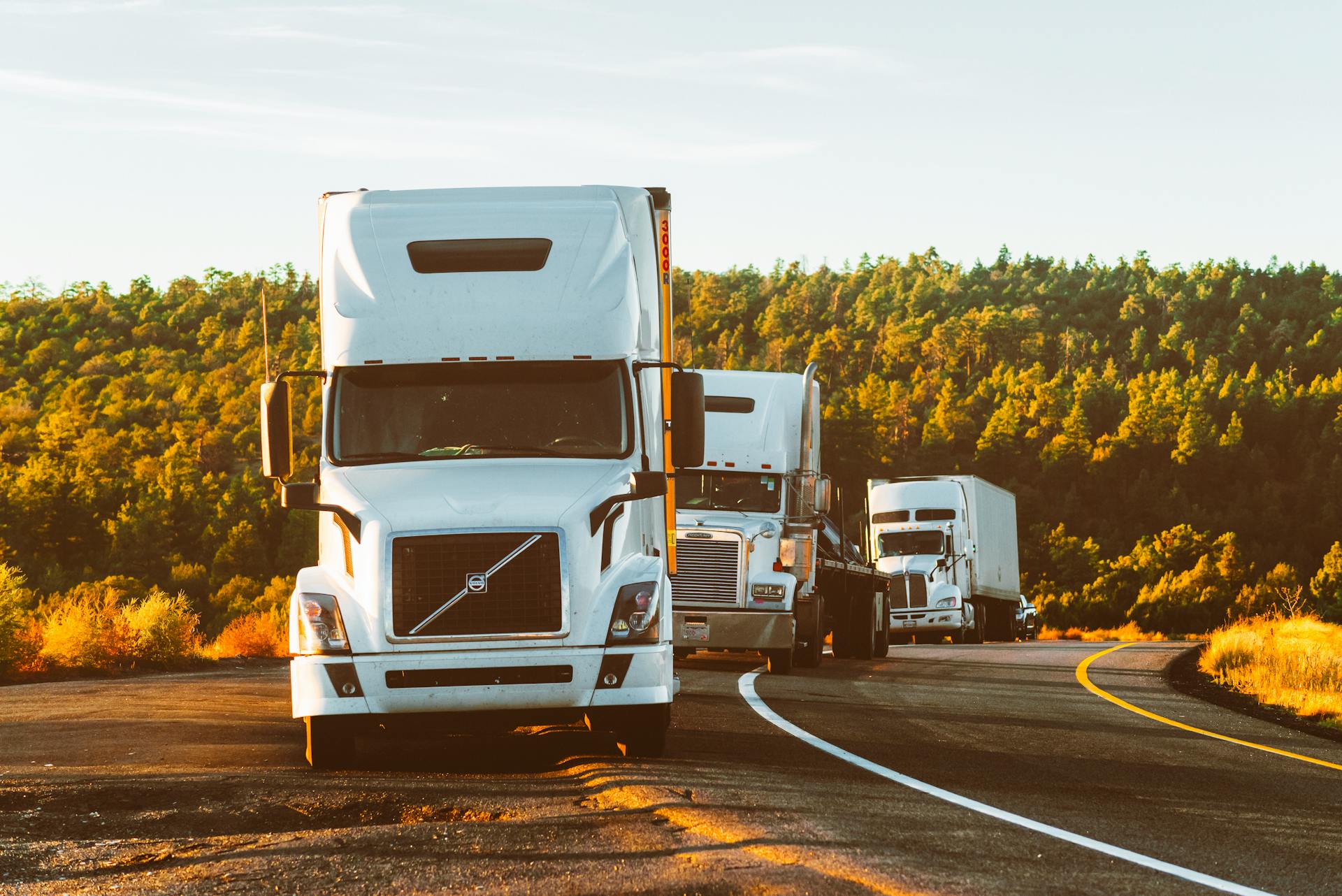 EZ TRANSIT SOLUTIONS LLC tractor and trailer